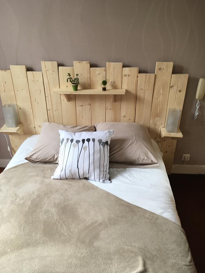 Hotel Restaurant Le Cheval Blanc Argentré-du-Plessis Eksteriør billede